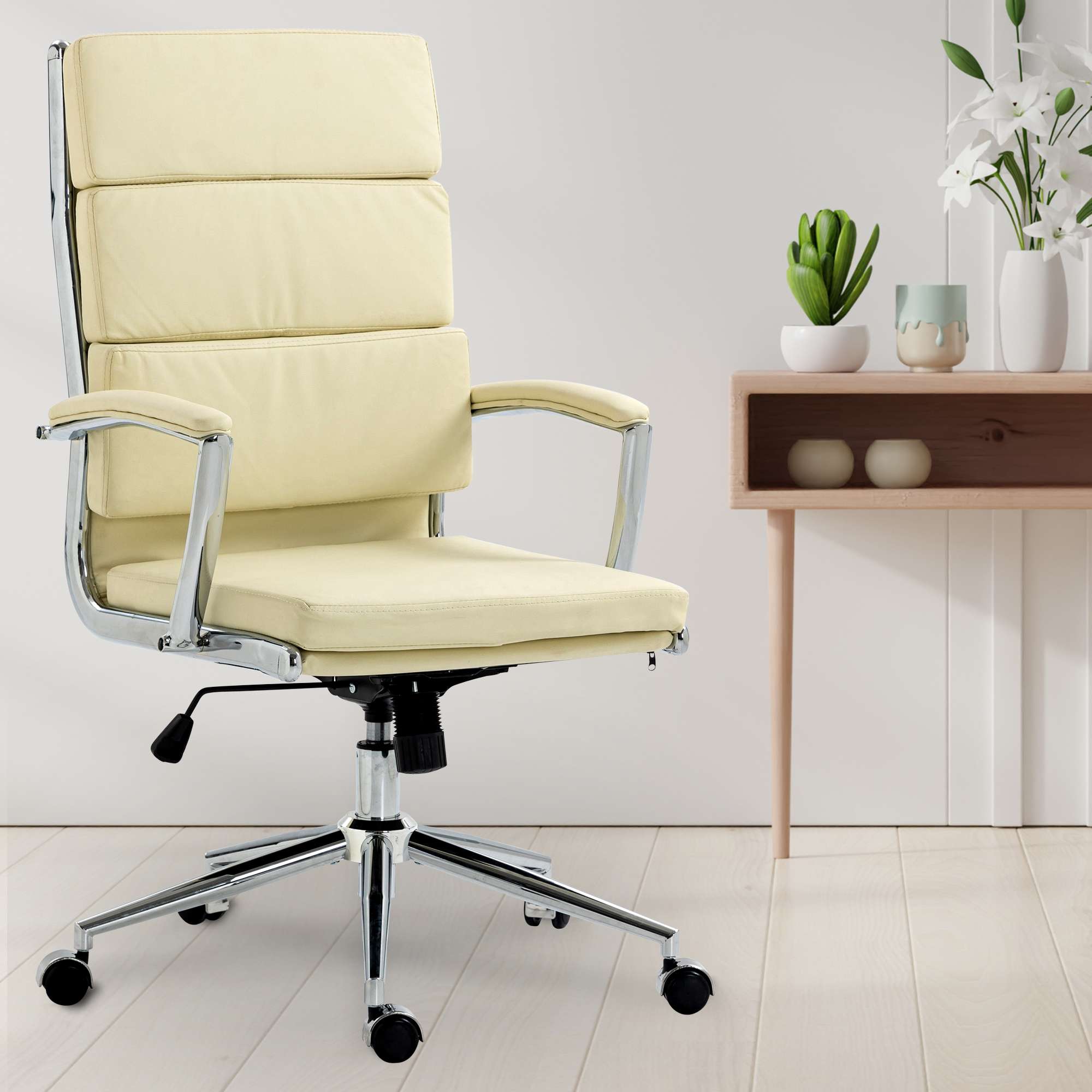 Silla de oficina Cleveland Crema Simil cuero